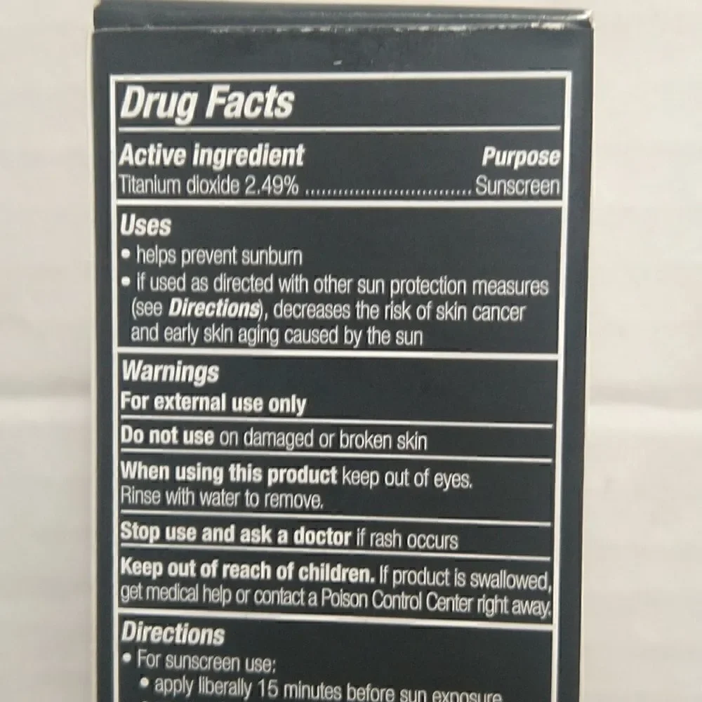 Bare Minerals Liquid Mineral Foundation...New in Box